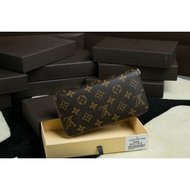 Louis Vuitton Monogram Canvas Clutch Handbag 60017 Brown GL01722