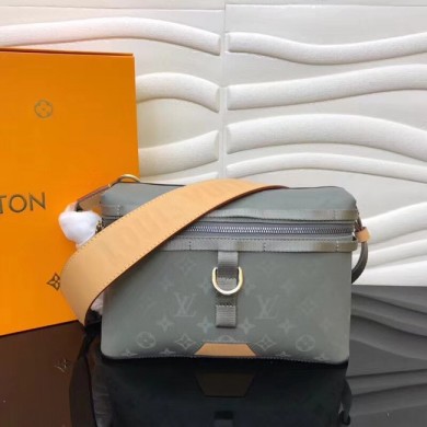 Louis vuitton original MESSENGER PM M43889 GL01052