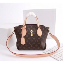 Imitation AAA Louis Vuitton Monogram Canvas FLOWER ZIPPED TOTE BB M44350 creamy-white GL03339