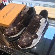 Louis Vuitton mans RUN AWAY SNEAKER LV841TZ GL04142