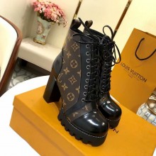 AAA Louis Vuitton STAR TRAIL CHELSEA ANKLE BOOT LVE910SY BLACK GL00127