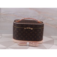 High Imitation 2014 louis vuitton monogram canvas beauty case nice m47280 GL04308