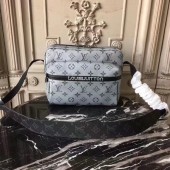 Louis vuitton original monogram fashion show MESSNGER 43845 silver GL01935